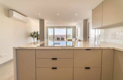 Frontline Apartment Sea Views - Pool - Center - Foto 4