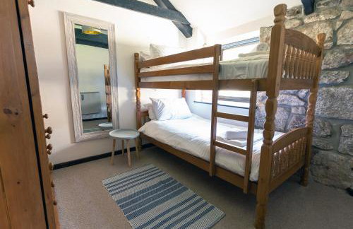 Idyllic Cornish cottage in the beautiful Lamorna valley - walk to pub & sea - Photo 12