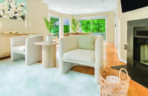 7 Bdrm, Pickleball, Bball, HotTub, FirePit, Golf! - Foto 9