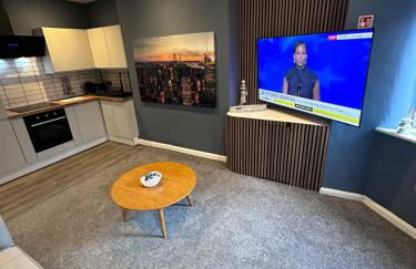 Stunning 2 Bedroom Beach Apartment With Garden - Foto 30