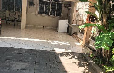 Casa Com 2 quartos, Garagem Ar tv - Foto 8