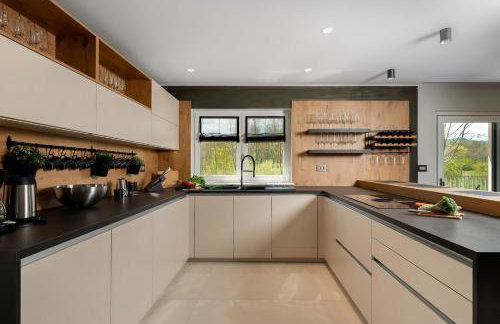 Luxury Villa Santa Cruz with XL pool and Jacuzzi - Photo 44