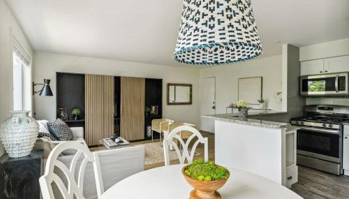 Crystal City Charm 2BR Free Parking 304 - Foto 1