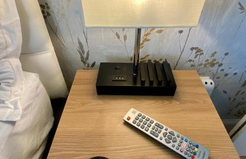 Bedford Contractor Base Sleeps 3 Secure Van Parking Fast WiFi - Foto 13