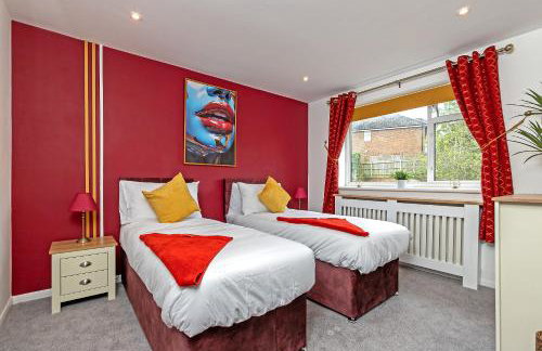 Supreme Luxury Apartment-Close to Airport-Free Parking - Foto 11