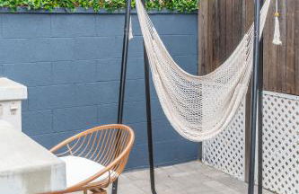 Angel&Rose Universal Hollywood Heated Pool House King Bed - Foto 68