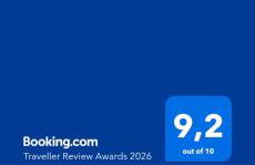 Apartamentos Hiedra y Tapinería Mercado Central - Photo 1