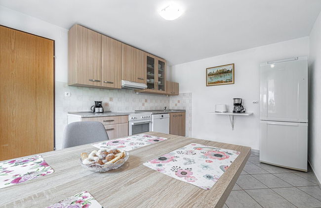 Pool House Mr ek Family Friendly - Photo 42