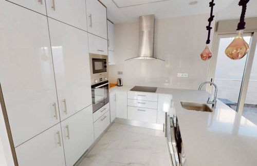 Fee4Me Villa, Pool, Roofterrace & Relax - Foto 13