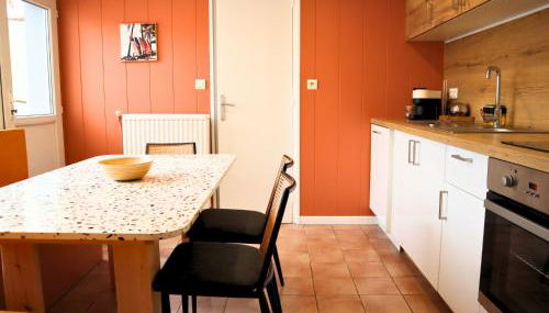 Le Cocon du Haut-Pont - Parking Gratuit, Idéal Groupe, Proche Gare - Foto 5, stove, dishwasher, toaster