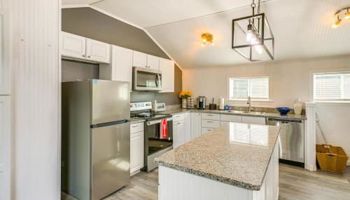 Bayfront Steuben Home with Screened Porch and Fire Pit - Foto 3