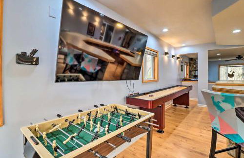 Game Room and Lake Access Albrightsville Home! - Foto 16