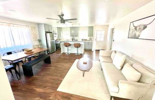 Modern Home with View and Large Private backyard - Foto 3