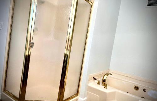 Luxurious Bungalow in Payson - Photo 20