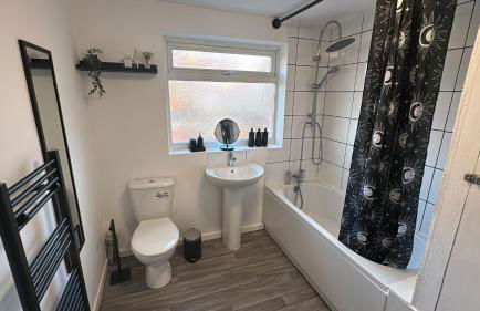 City Escape Stylish 4 bedroom house in Nottingham Sleep 9 - Foto 24