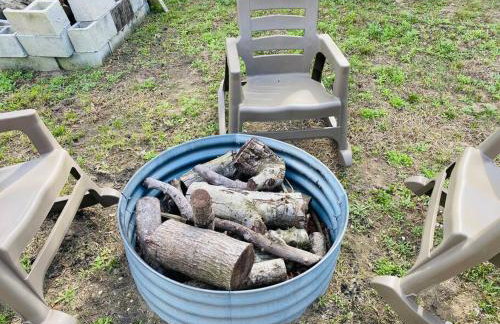 Spacious Home - Heated LED Pool & Ping Pong - Foto 22