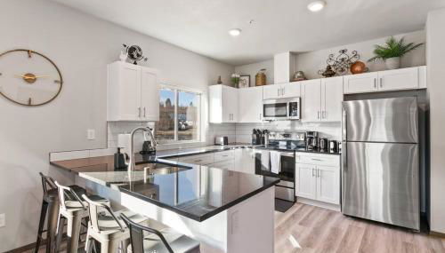 New 2 Bed 2 Bath Near Perry Dist and DT - Foto 3