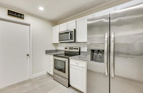 Pet-Friendly Home with Lanais, Near Dtwn Tampa! - Foto 7
