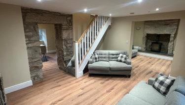 Cosy Cottage Hot Tub Sleeps 8 Log Fires - Foto 1