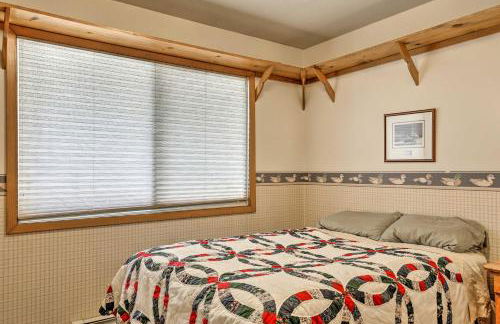 Simple Cranberry and Wine Farm Home with Fire Pit! - Photo 19