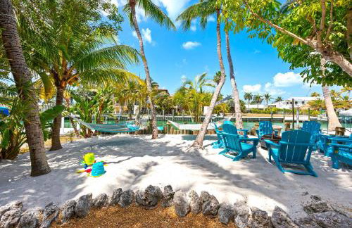 Grand Arenas - 120' Dock, HtdPool, Game Room, BBQ, Mini Golf,Baby Items - Foto 4