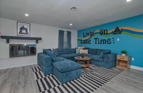 Lakeview with Shuffleboard Table and Wildlife Spotting - Photo 12