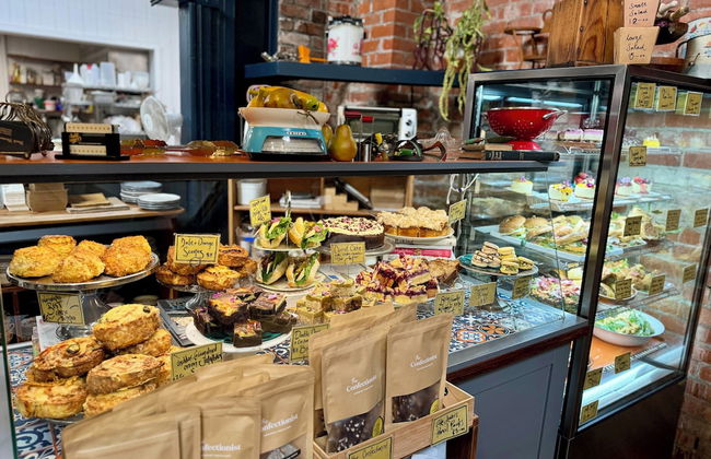 The Mackinnon - Photo 19