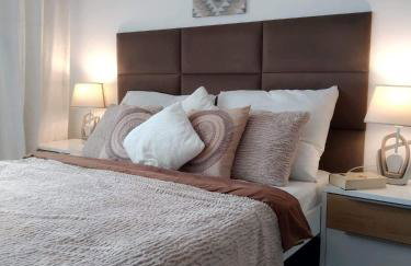 Sunny Penthouse with roof gardens overlooking the Warsaw Palace of Culture - Foto 1