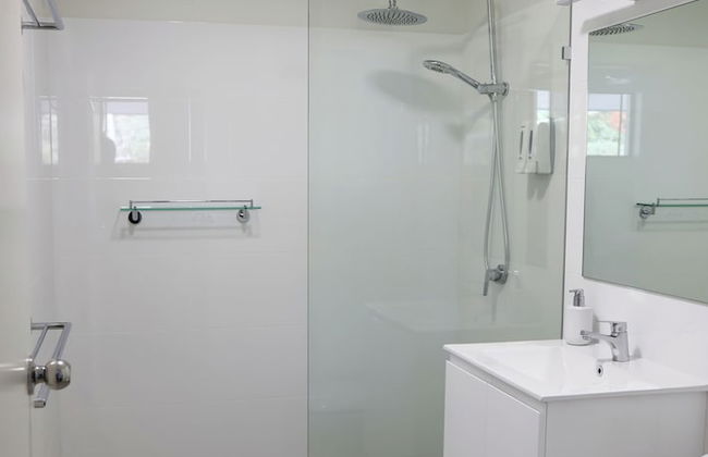 Smugglers on the Beach - Foto 54