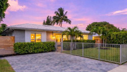 Elegant 3BR w Pool Near Downtown WPB - Foto 5