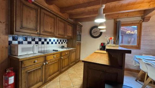 Chaleureux appartement 10pers Sainte-Foy-Station - Foto 5, stove, dishwasher