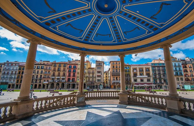 Descubre Pamplona y Vitoria, una experiencia auténtica. - Foto 3
