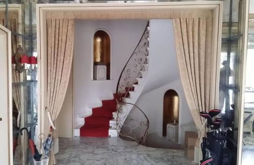 Villa mit Auffahrt - Foto 3