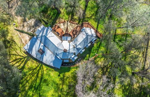 New Listing- Hobbit House @ Yosemite w/spa/firepit/unique - Foto 47