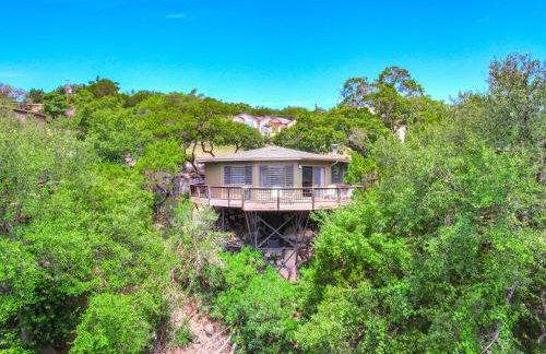 Lakefront Treehouse on Lake Travis Pool & Hot Tub - Foto 14
