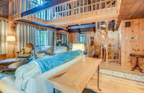 Charming Tamworth Cabin with Grill and Fireplace - Foto 2