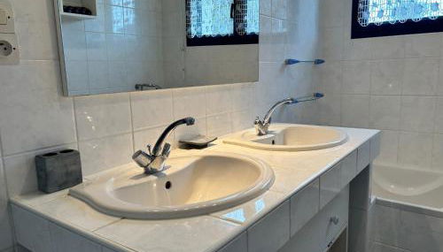 305 - Belle maison à deux pas de l'Anse du Croc - Foto 5