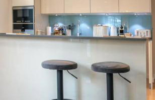 Westminster 2 bed 2 bath apartment with Air-Con - Photo 21