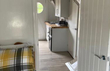 Five Cottages in AONB and an Obbit House! - Foto 24