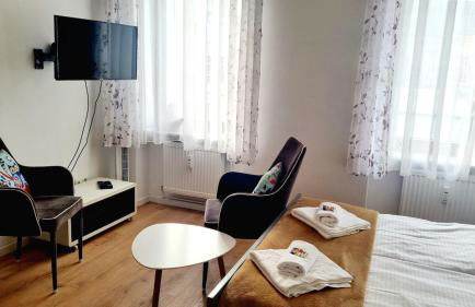 Green Apartment Fine for couples Neukölln - Foto 8