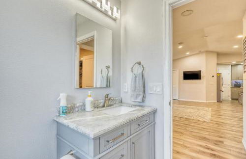 10 sleeps 3bd 2bth house Hot tub free parking - Foto 4