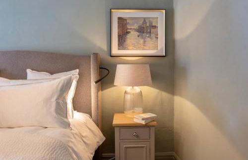 Danes Cottage - Luxury Peak District Retreat - Photo 29