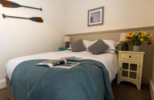 Church Cottage by Coast & Country Stays - Foto 13