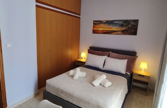 Overlooking the Tower - Photo 10