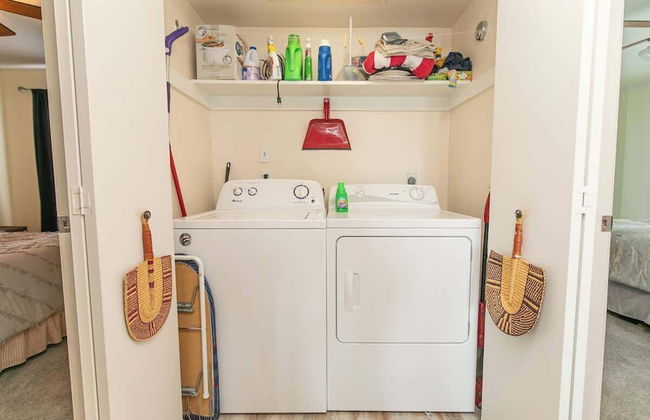 Cape Terrace Waterfront Oasis - Foto 13