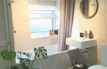 Romantic & Cosy Cottage with Direct Access to the Hills - Foto 18