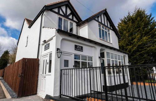 Casa Lobo's Beautiful Suites Apartment 1 free offroad parking - Foto 29