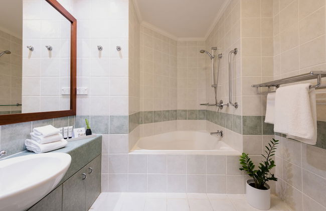 Villa Beach Palm Cove - Photo 65