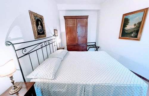 Serene Tuscan Retreat With Breathtaking Views - Photo 46