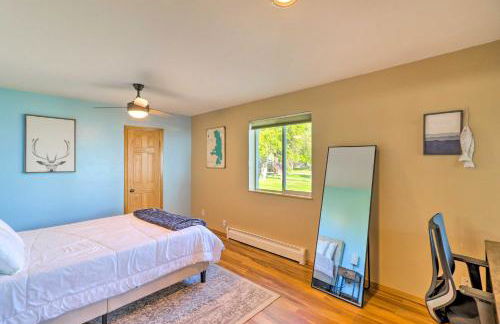 Lakeside Home with Beach about 14 Mi to Ski Area! - Foto 18